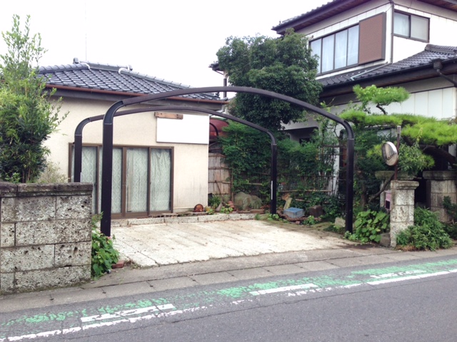 カーポート・駐車場 施工事例8(施工前)
