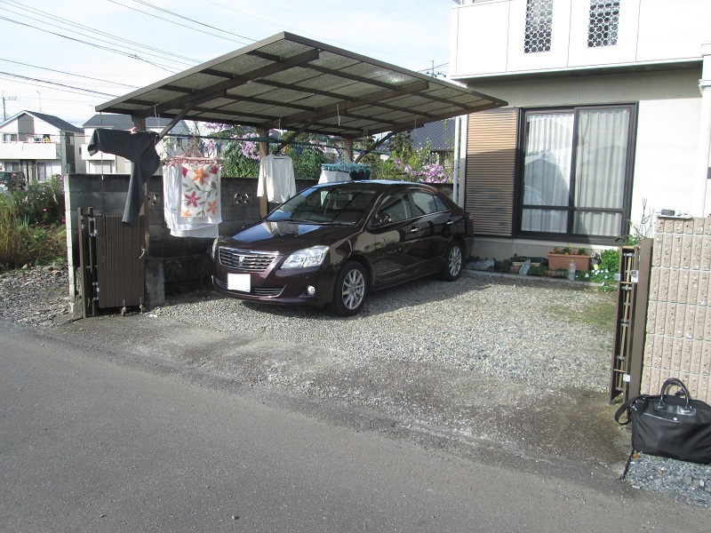 カーポート・駐車場 施工事例11(施工前)